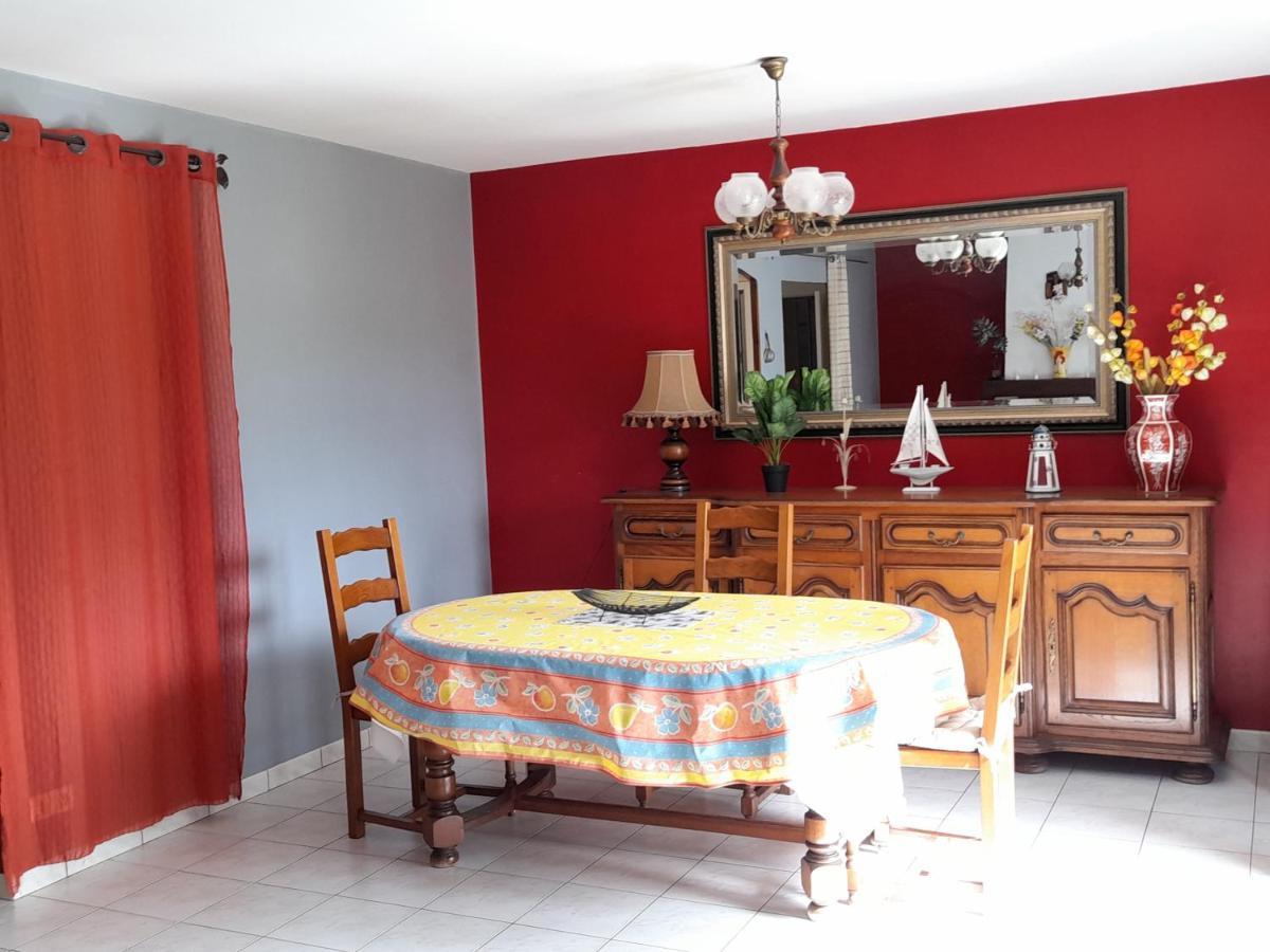 La Belle Maisonette มองต์มอริญอง ภายนอก รูปภาพ